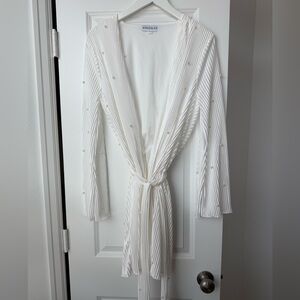 Waverles White Robe with Pearl Accents